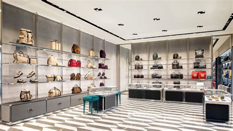 Gucci, 1700 Sawgrass Mills Cir, Ste 3601, Fort  